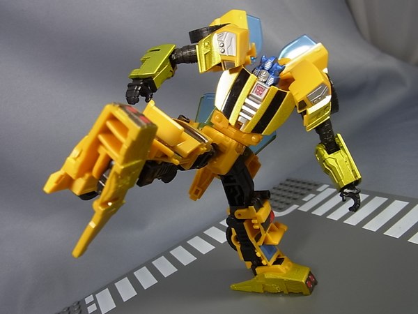 Transformers Generations TG 26 Bumblebee Goldbug Out Of Package Images Compare Takara And Hasbro Toys  (4 of 17)